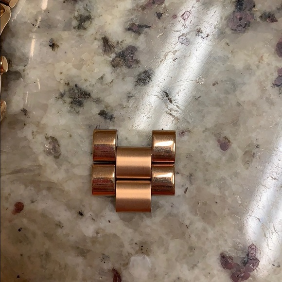 Michael Kors Rose Gold Runway Watch Lavender Dial main image 6